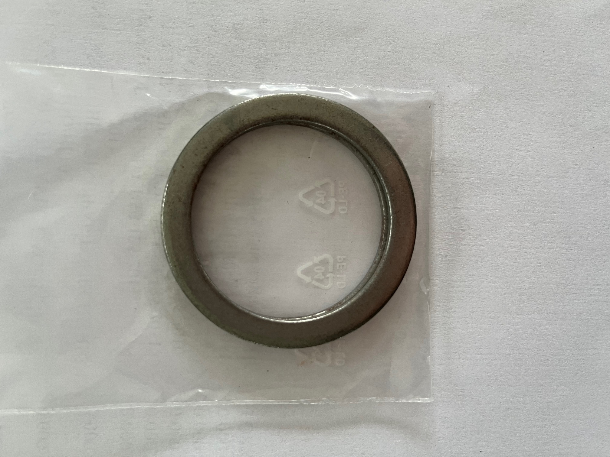 YkEpczgD9l_ref 0000.300.7004.jpeg